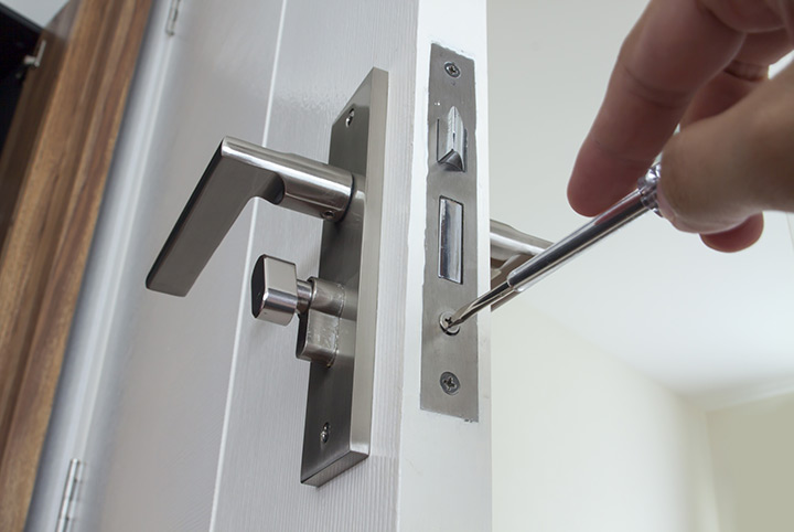 Our local locksmiths are able to repair and install door locks for properties in Norwood New Town and the local area.
